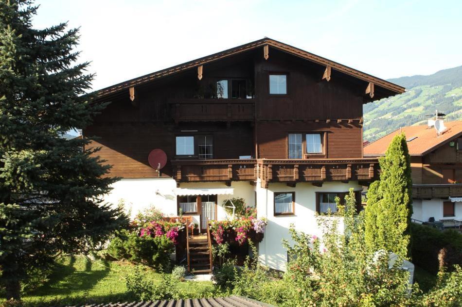 Ferienwohnung Koessler Christian Fügen Εξωτερικό φωτογραφία